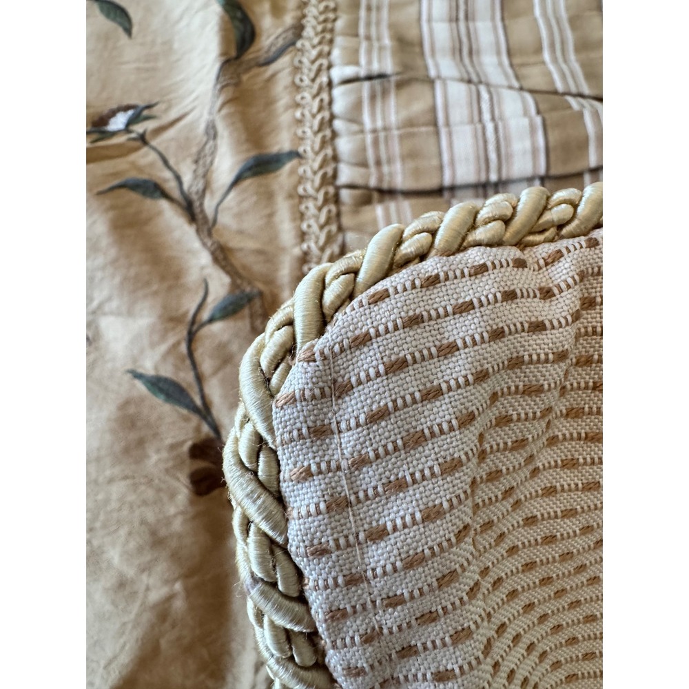VTG Eastern Accents KING Duvet & Pillow Shams Set Silk embroidered Floral Gold - Picture 10 of 16